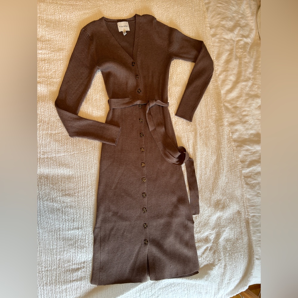 Pink Rose Long Sleeve Button-Front Ribbed Midi Dress in Brown